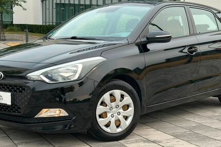 Hyundai i20 200.000 km 4.900 &euro; Köln (Ostheim) 51107