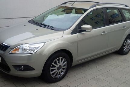 Ford Focus 93.000 km 5.950 &euro; Neusäß Westheim b. Augsburg 86356