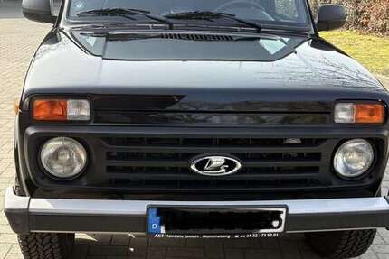 Lada Niva 9.500 km 18.500 &euro; Elmshorn, Stadt 25337