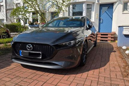 Mazda 3 74.000 km 17.950 &euro; Mörfelden-Walldorf 64546