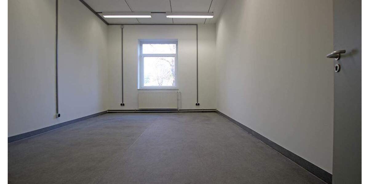 Gewerbeobjekt Geesthacht - 1 Zimmer, 699 m&sup2;, 2.640&euro; | Angebot:25702070