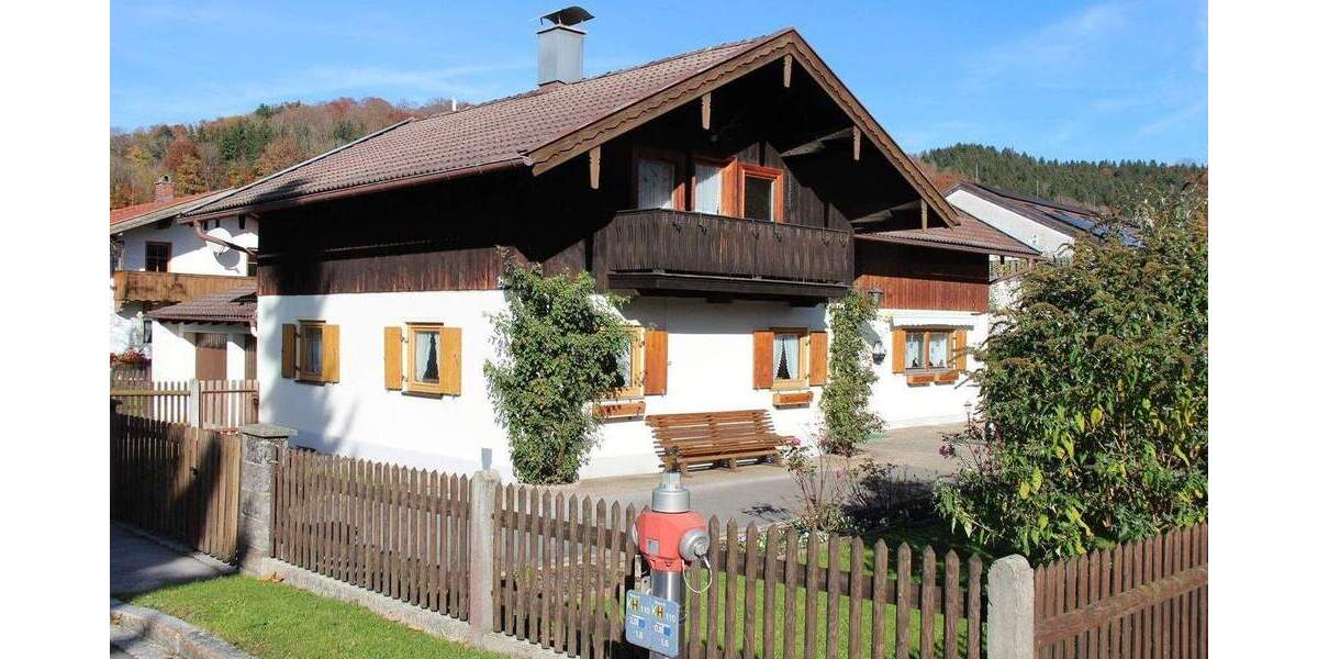 Einfamilienhaus Hausham - 8 Zimmer, 162 m&sup2;, 920.000&euro; | Angebot:25657515