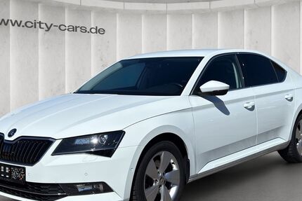 Skoda Superb 84.000 km 17.990 &euro; Brandenburg 14772