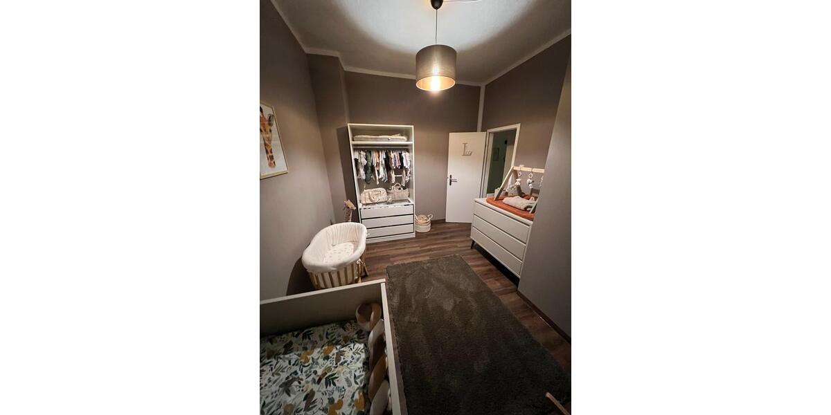 Dachgeschoßwohnung Herten - 4 Zimmer, 82 m&sup2;, 580&euro; | Angebot:26399835