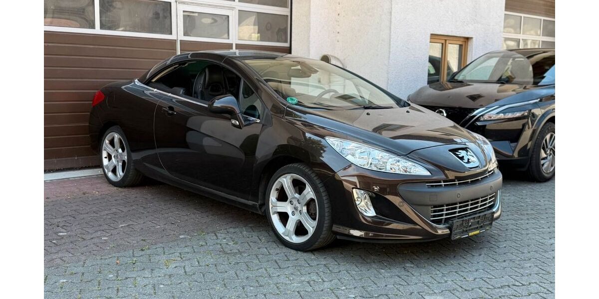 Peugeot 308 143.300 km 6.400 &euro; München 80995