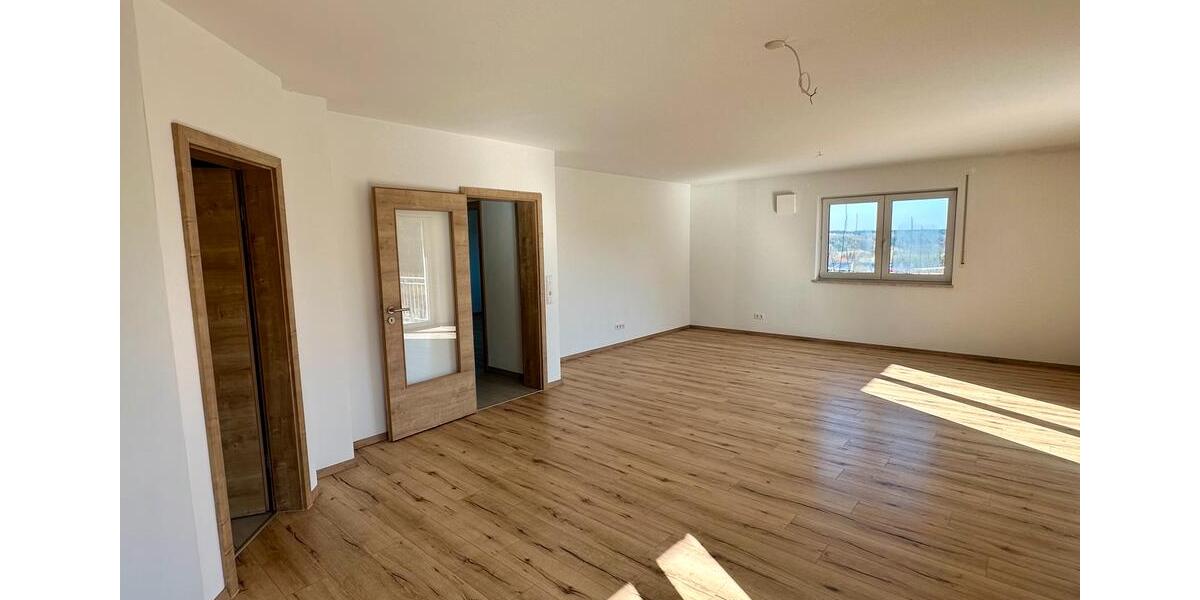 Etagenwohnung Arnstorf - 2 Zimmer, 82 m&sup2;, 840&euro; | Angebot:25416896