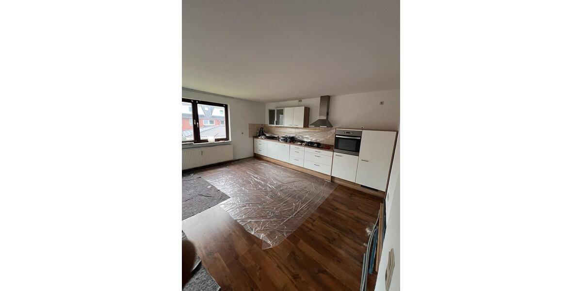 Etagenwohnung Loxstedt - 2 Zimmer, 100 m&sup2;, 695&euro; | Angebot:26383598