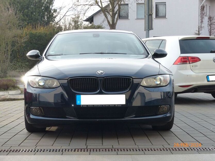 320