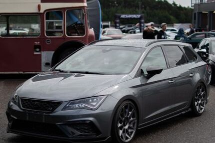 Seat Leon 118.524 km 20.500 &euro; Kiel 24106