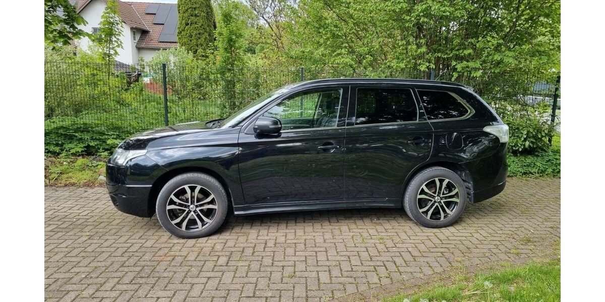 Mitsubishi Outlander 167.000 km 7.900 &euro; Oranienburg 16515