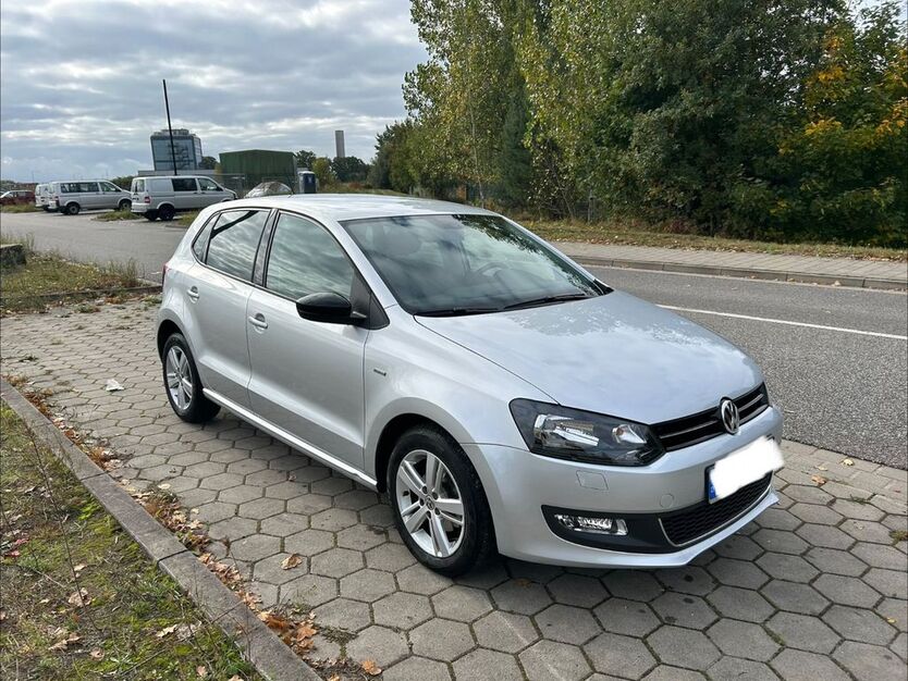 VW Polo 25.200 km 8.900 € Wedel 22880
