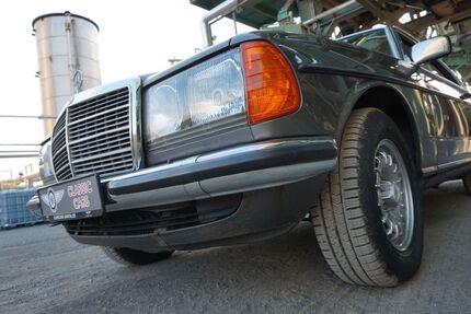 Mercedes-Benz 280 307.590 km 12.250 &euro; Sinntal-Weiperz 36391