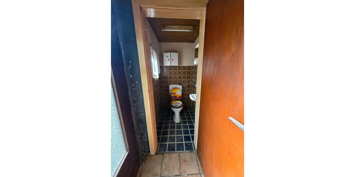 Etagenwohnung Übach-Palenberg Palenberg - 10 Zimmer, 214 m&sup2;, 110.000&euro; | Angebot:27156975