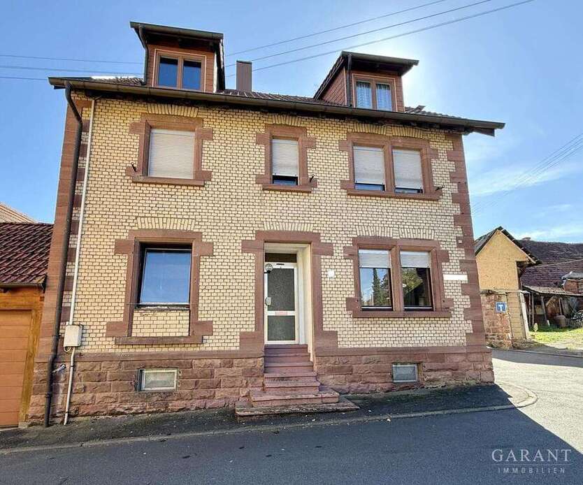 Haus zum Kaufen in Tauberbischofsheim 260.000 € 190 m² 7 zimmer