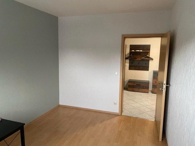 Etagenwohnung Dickenschied - 4 Zimmer, 144 m&sup2;, 890&euro; | Angebot:26680927