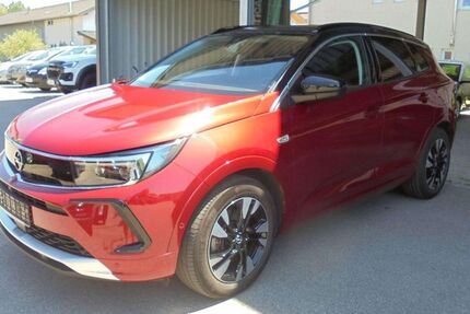 Opel Grandland (X) 30.300 km 24.990 &euro; Petting 83367
