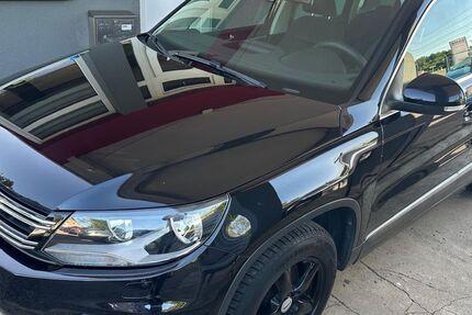 VW Tiguan 182.000 km 9.990 &euro; Röhrsdorf Chemnitz 09247