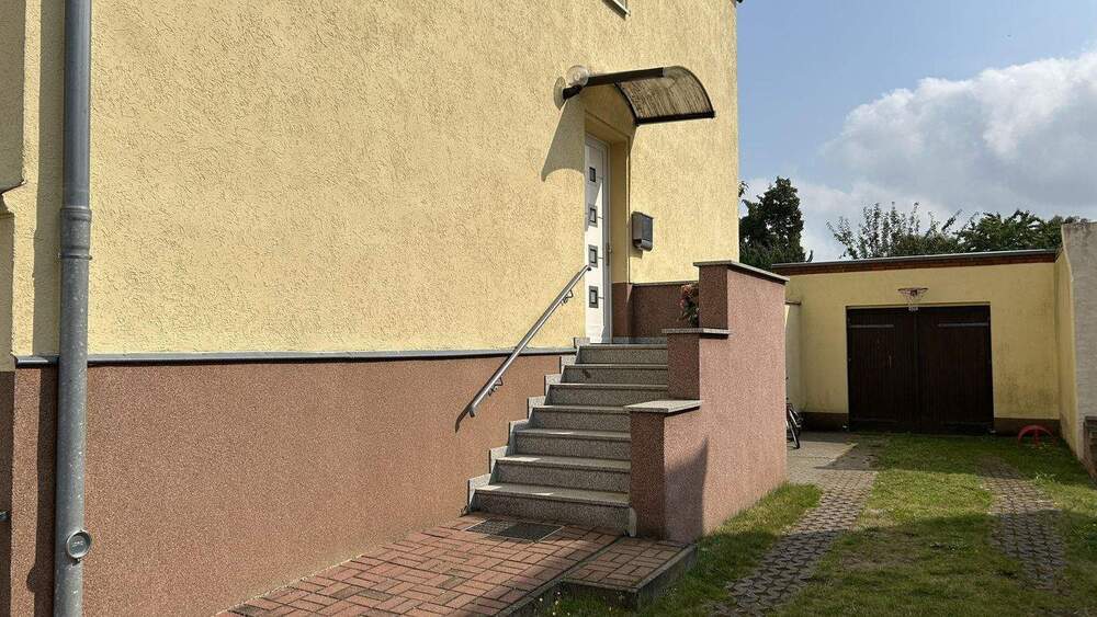 Doppelhaushälfte Bützow - 6 Zimmer, 150 m&sup2;, 260.000&euro; | Angebot:25198183