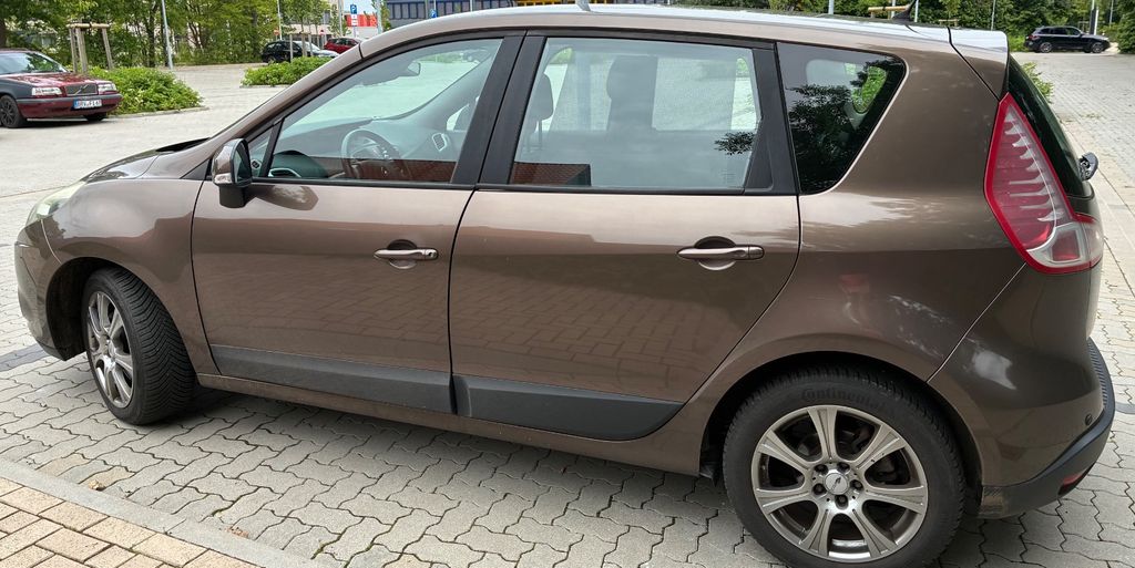Renault Grand Scenic 180.000 km 3.400 &euro; Hambergen 27729