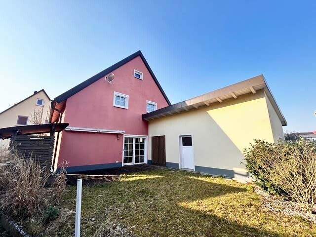 Einfamilienhaus Burgthann / Unterferrieden Unterferrieden - 4 Zimmer, 177 m&sup2;, 330.000&euro; | Angebot:25937541