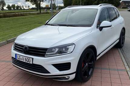 VW Touareg 176.000 km 21.399 € artlenburg 21380