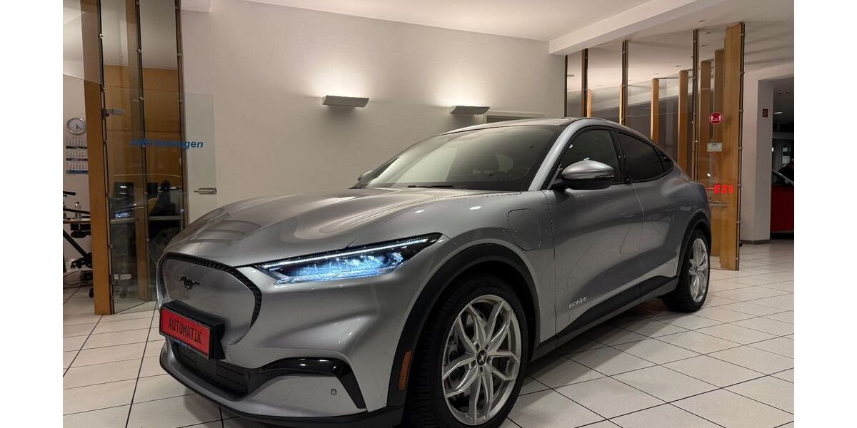 Ford Mustang Mach-E 62.700 km 26.500 &euro; Köln 51149