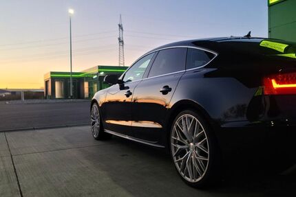 Audi A5 253.749 km 15.000 &euro; Magdeburg 39106