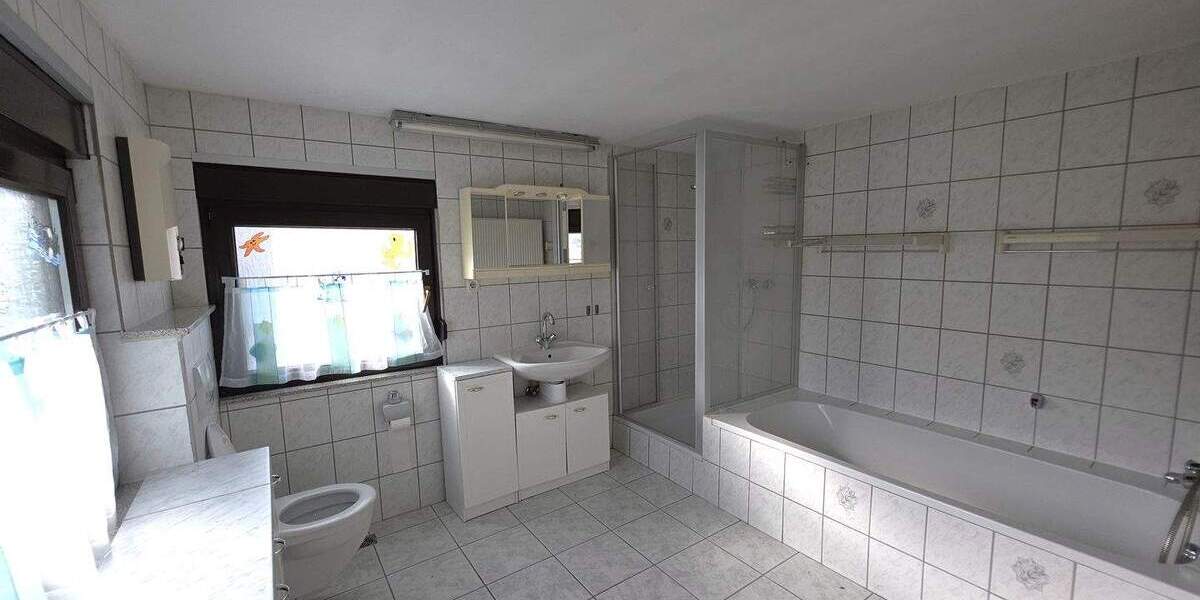 Doppelhaushälfte Saarland - Quierschied Fischbach - 5 Zimmer, 145 m&sup2;, 225.000&euro; | Angebot:25355487