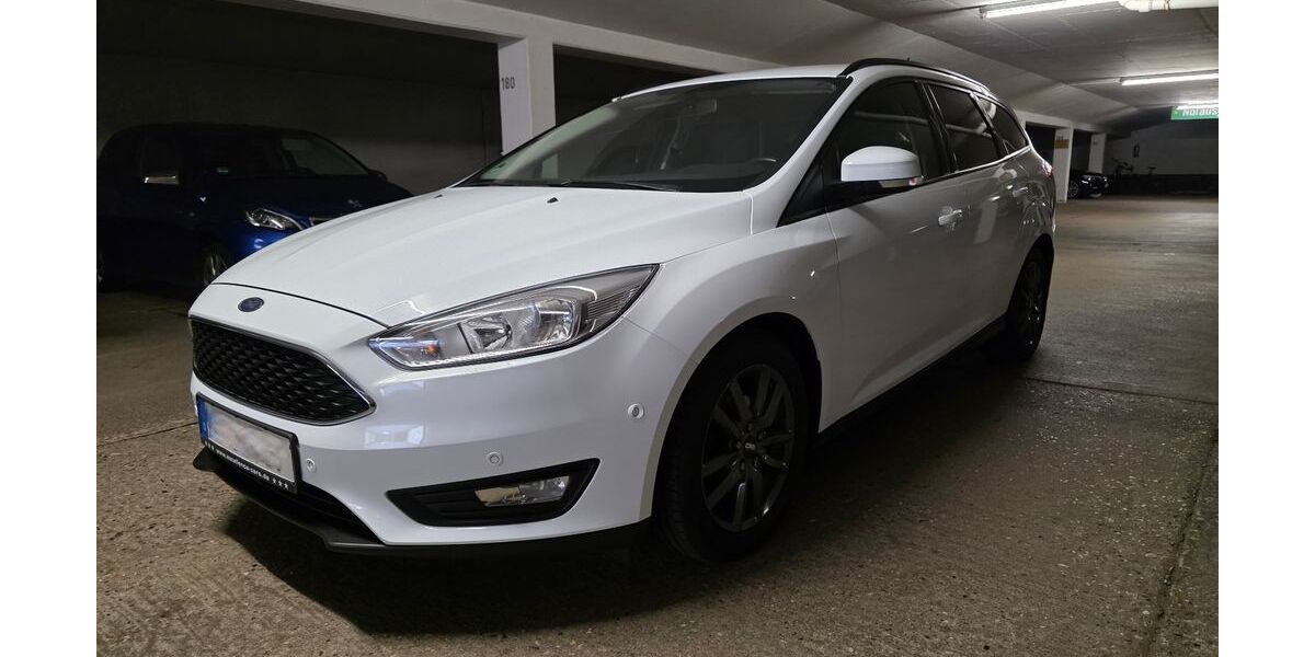 Ford Focus 143.657 km 9.299 € Hannover 30177