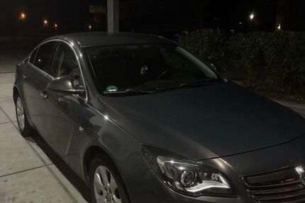 Opel Insignia 206.000 km 4.999 &euro; Heldenstein 84431