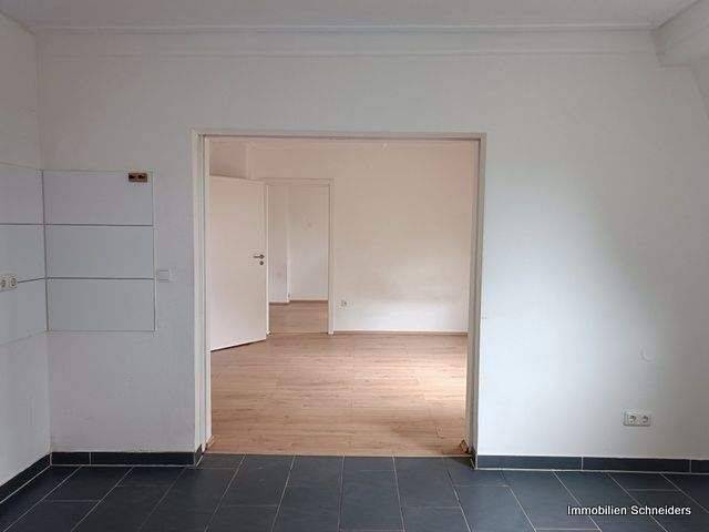 Etagenwohnung Duisburg Obermarxloh - 2 Zimmer, 50 m&sup2;, 400&euro; | Angebot:26815952