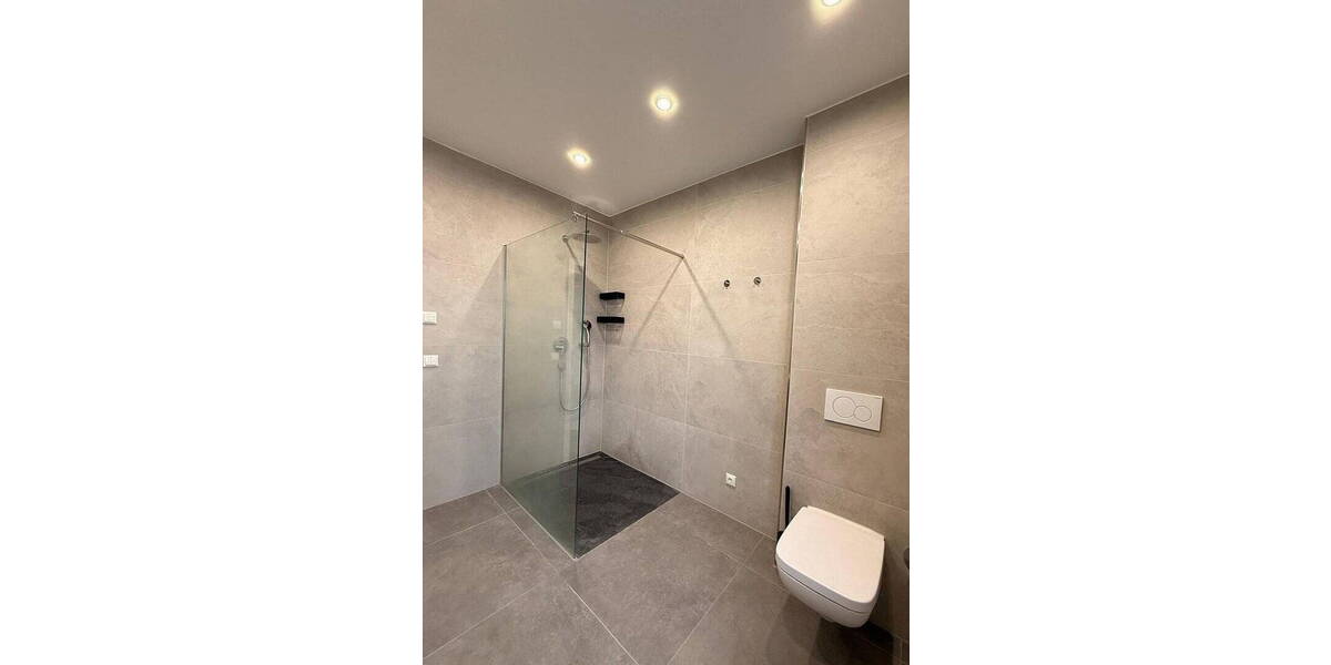 Etagenwohnung Offenbach Bieber - 4 Zimmer, 124 m&sup2;, 2.300&euro; | Angebot:25927060