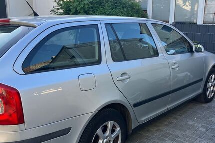 Skoda Octavia 278.000 km 2.400 &euro; Karlstein 63791