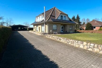 Haus Jübek - 7 Zimmer, 205 m&sup2;, 1.150&euro; | Angebot:26387608