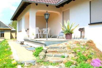 Haus Klingenthal - 6 Zimmer, 199 m&sup2;, 185.000&euro; | Angebot:25158799