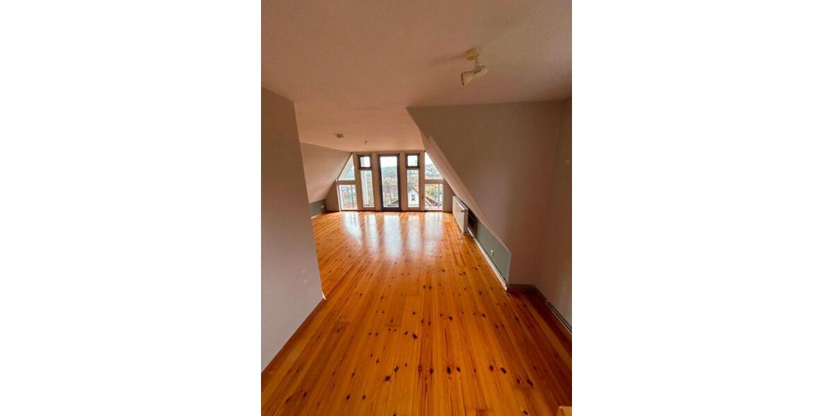 Etagenwohnung Schwalmstadt - 4 Zimmer, 105 m&sup2;, 1.000&euro; | Angebot:26373452