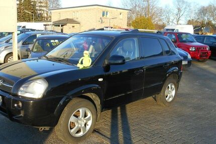 Hyundai TUCSON 224.000 km 5.250 &euro; Neumünster 24539