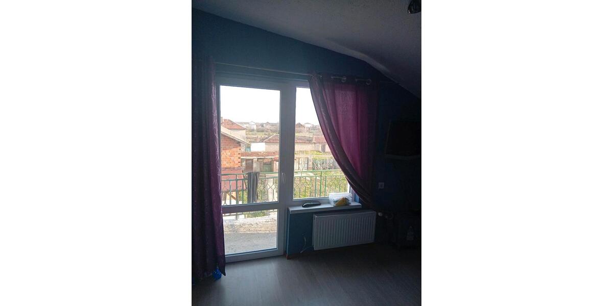 Einfamilienhaus Hamm (Sieg) - 5 Zimmer, 142 m&sup2;, 132.000&euro; | Angebot:25975746