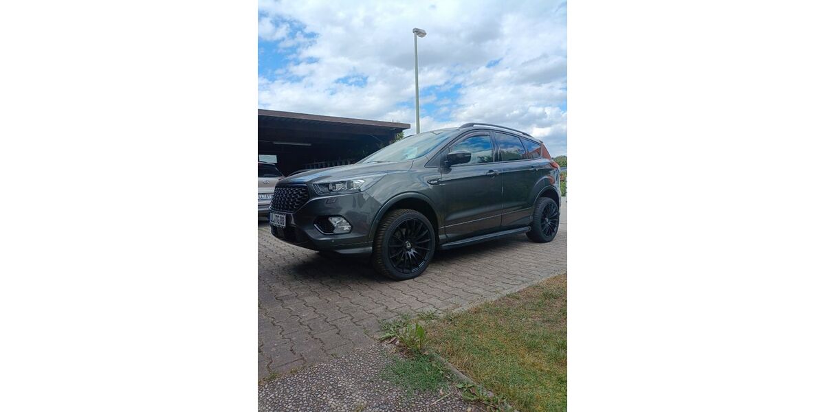 Ford Kuga 113.000 km 17.800 &euro; Geltendorf 82269