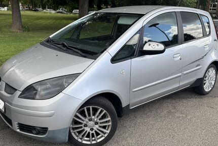 Mitsubishi Colt 52.338 km 4.990 &euro; Lübeck 23556