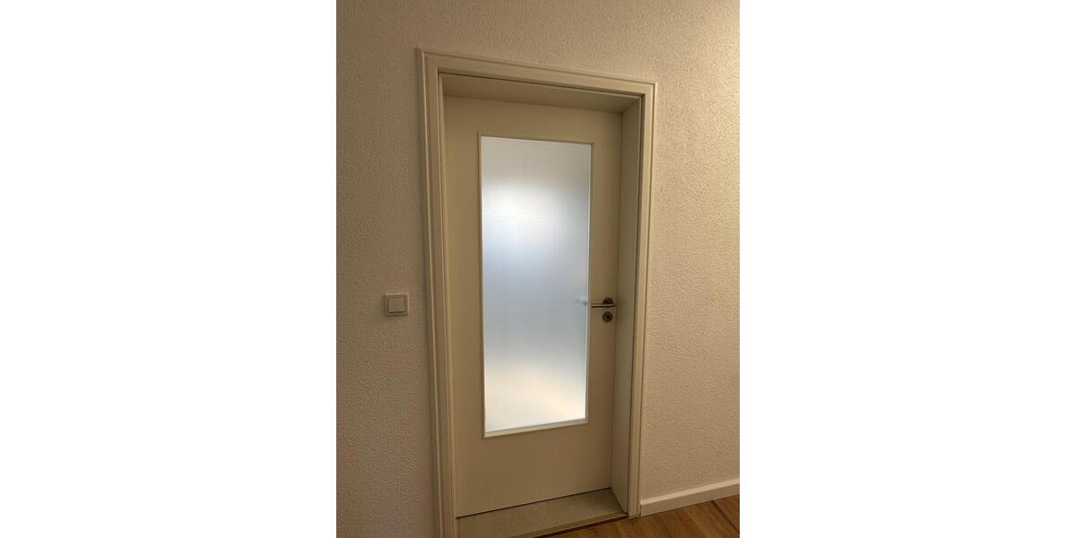 Erdgeschoßwohnung Saarbrücken West - 4 Zimmer, 80 m&sup2;, 1.040&euro; | Angebot:26396900