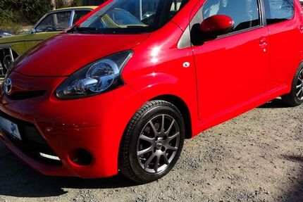 Toyota Aygo (X) 86.000 km 4.950 &euro; Vlotho 32602
