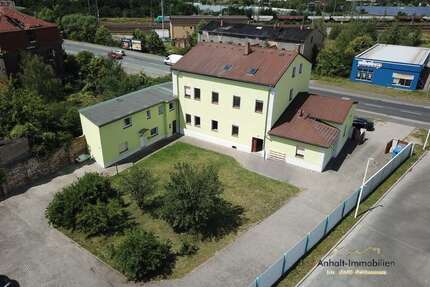 Haus zum Mieten in Bitterfeld 500 € 74 m²