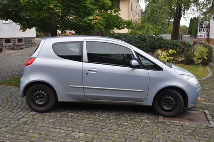 Mitsubishi Colt 98.000 km 2.250 € Schwalmtal 36318