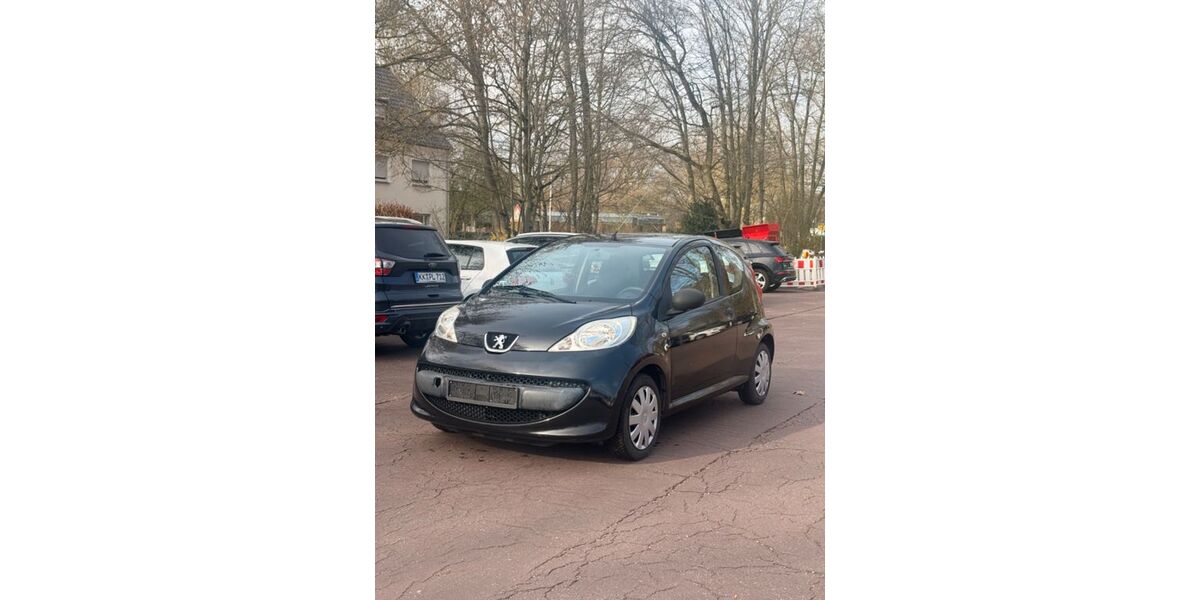 Peugeot 107 121.000 km 2.250 &euro; Mönchengladbach 41189
