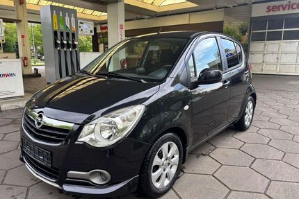 Opel Agila