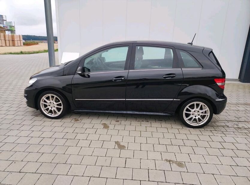 Mercedes-Benz B 180 245.000 km 3.500 € Welzheim 73642