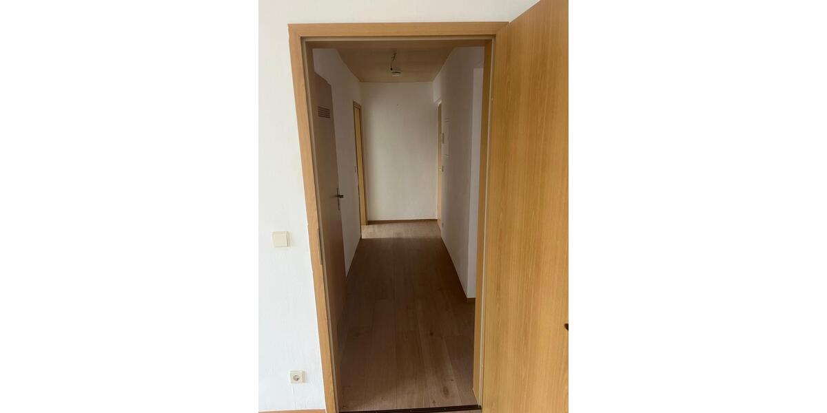 Etagenwohnung Zeitz - 3 Zimmer, 58 m&sup2;, 59.500&euro; | Angebot:27069417