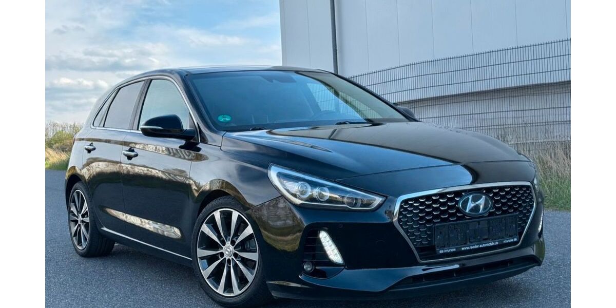 Hyundai i30 129.744 km 12.990 &euro; Mechernich 53894