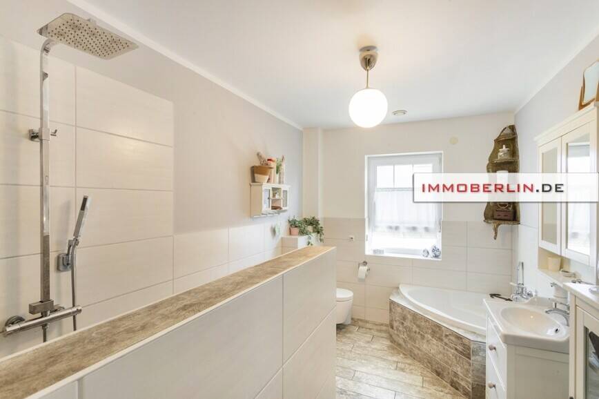 Bungalow Trebbin Klein Schulzendorf - 4 Zimmer, 140 m&sup2;, 590.000&euro; | Angebot:26305920
